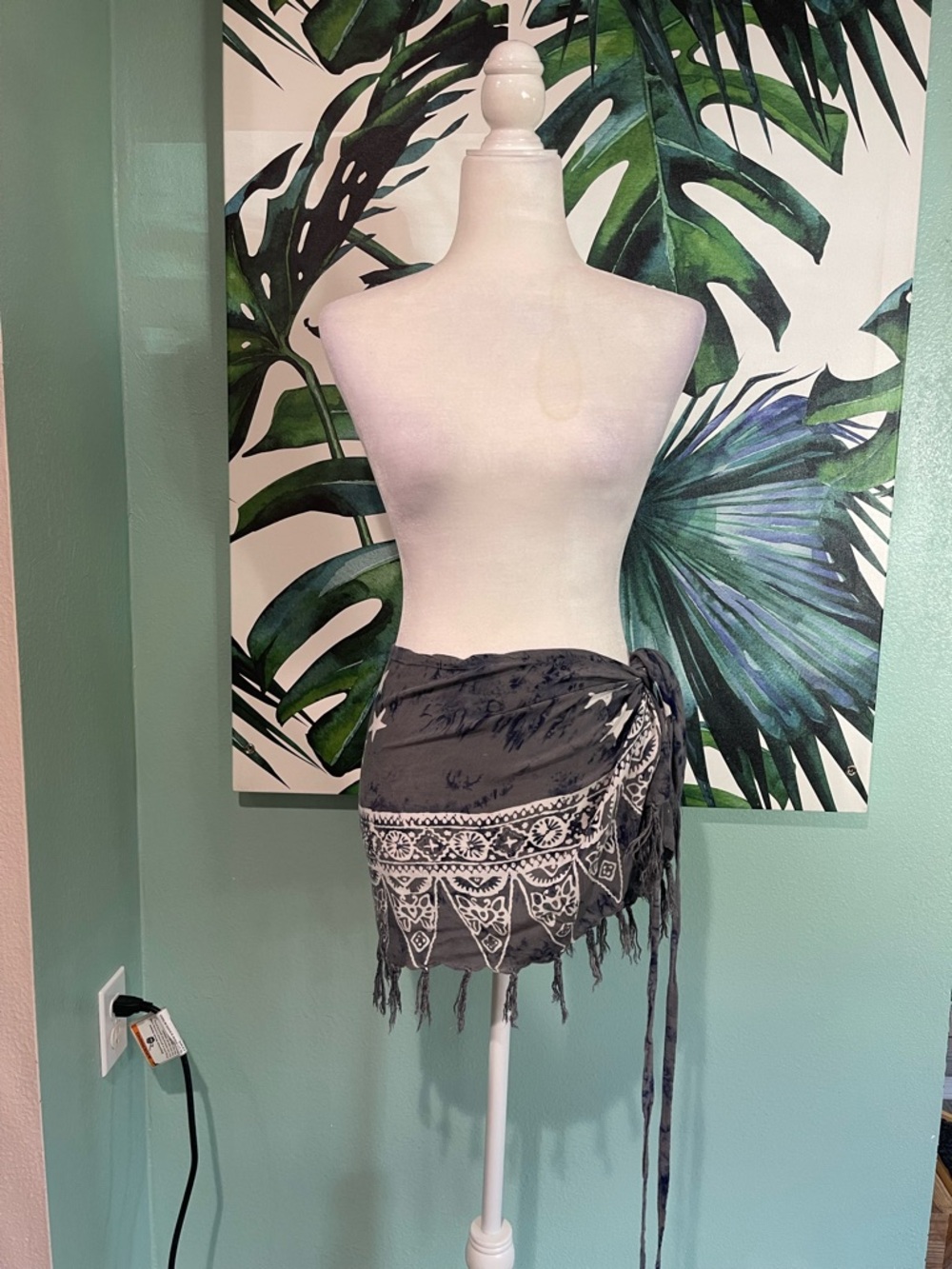 Women's Gray, Blue, White Patterned Swim Sarong Cover-Up